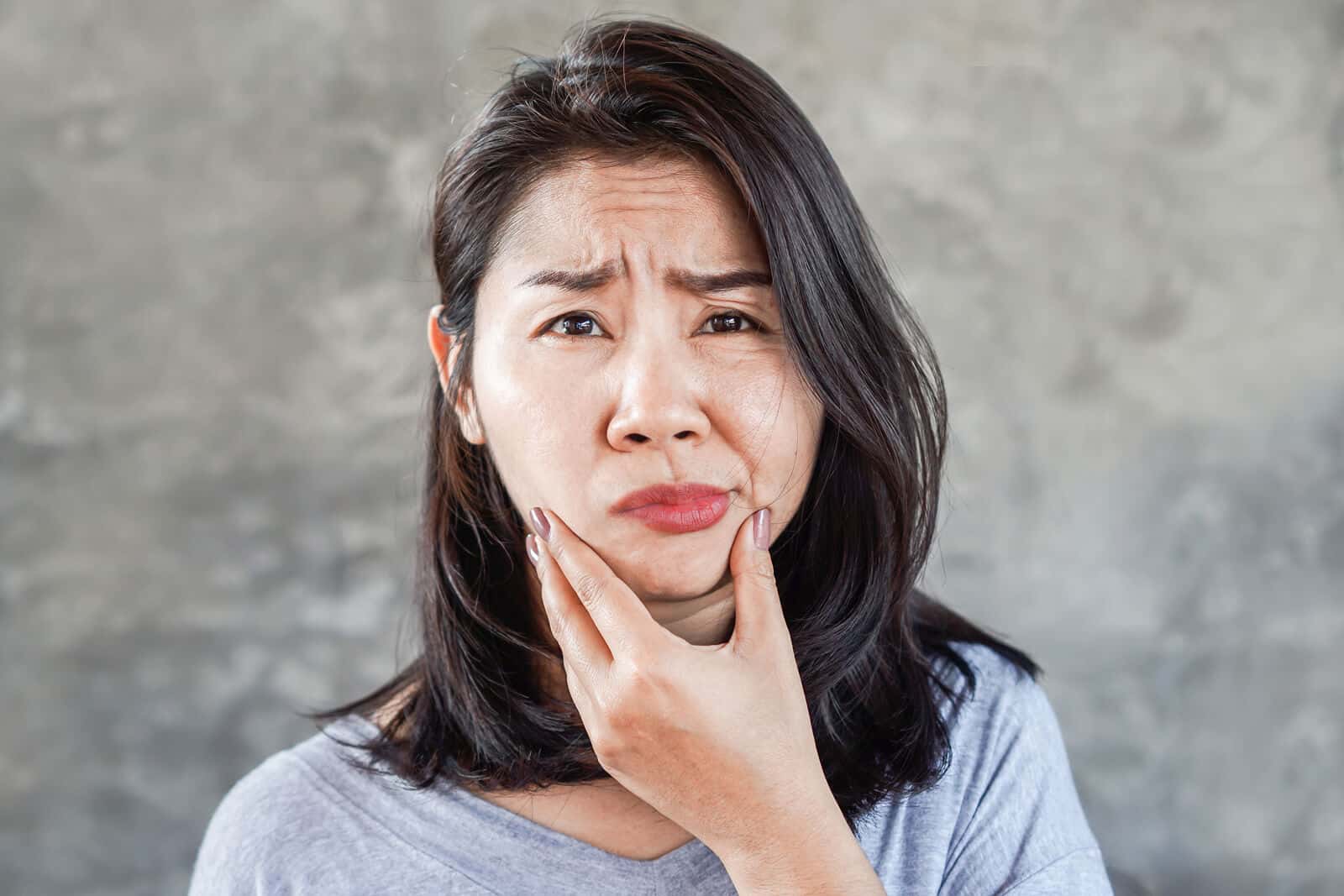 Face lifting treatment: is it volume loss or skin laxity?